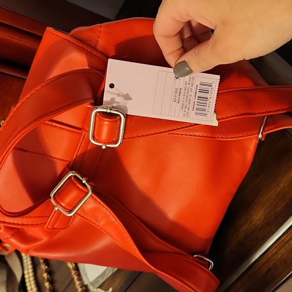 Red small backpack nwt - Picture 2 of 4